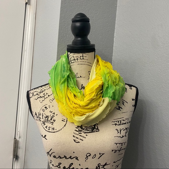 Bright Scarf - Picture 2 of 5
